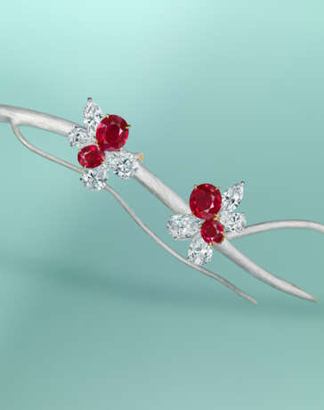 A SUPERB PAIR OF RUBY AND DIAMOND `RED BUTTERFLIES` EARRINGS, BY JAMES W. CURRENS - photo 3