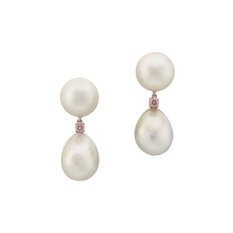 NATURAL PEARL, COLOURED DIAMOND AND DIAMOND EARRINGS - фото 1