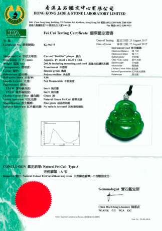 AN IMPORTANT JADEITE AND DIAMOND PENDANT - photo 4