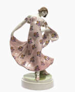 Produits céramiques. A dancer