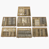 Fürstliches Besteck im Kasten, 330 Teile für 24 Personen - photo 7