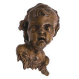 A pair of winged putti heads - фото 3