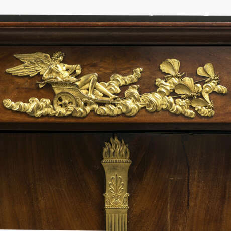 A cabinet - фото 3