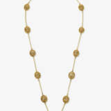 A necklace and drop earrings with cut-out egg-shaped links - фото 2