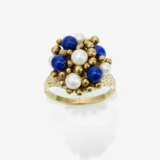 A parure with necklace, stud earrings, and ring with lapis lazuli and cultured pearls - фото 3