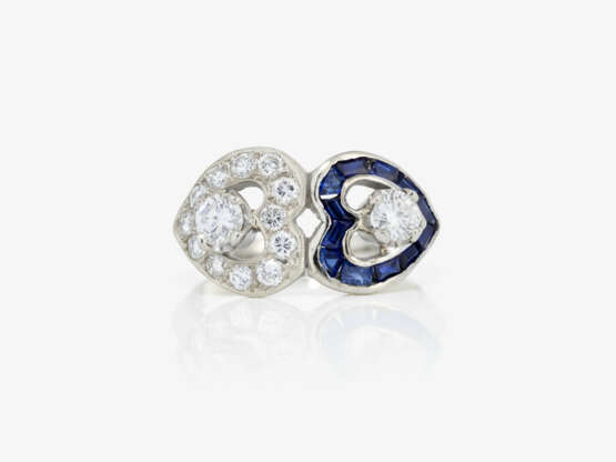 A ring with two hearts, sapphires, and brilliant-cut diamonds - фото 2 A ring with two hearts, sapphires, and brilliant-cut diamonds - фото 2