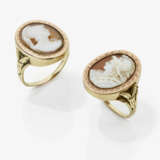 A parure consisting of a necklace, bracelet, and two rings with shell cameos - photo 4