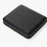 A parure consisting of a necklace, bracelet, and two rings with shell cameos - photo 6