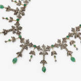 A necklace with emeralds and diamonds - photo 1
