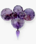 Broschen und Anstecknadeln. Brosche mit Amethysten