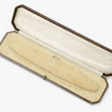 A natural pearl necklace set with fancy light yellow Briolette-cut diamonds of 16 carats - фото 3