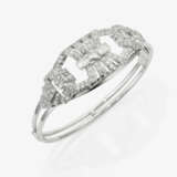 A bangle with diamonds - фото 1