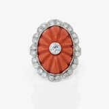 A striking historical cocktail ring adorned with a Midway coral and diamonds - фото 2