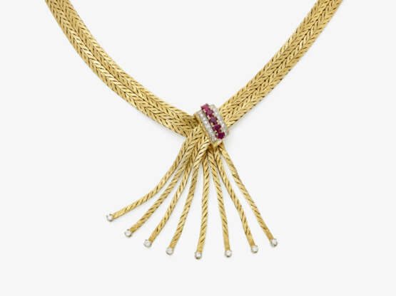A necklace with rubies and brilliant-cut diamonds - photo 1 A necklace with rubies and brilliant-cut diamonds - photo 1