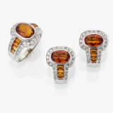 A pair of clip earrings and a ring with citrines and brilliant-cut diamonds - photo 1
