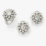 A demi-parure, white gold earrings and a platinum ring with diamonds - фото 1