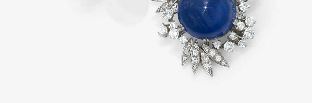 A ring with sapphires and brilliant-cut diamonds, brooch with sapphire and diamonds A ring with sapphires and brilliant-cut diamonds, brooch with sapphire and diamonds