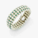 A bangle with cultured pearls and turquoises - фото 1
