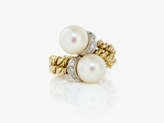 A ring with cultured pearls and small brilliant-cut diamonds - photo 2