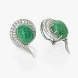 Earrings with emerald cabochons and diamonds - фото 2