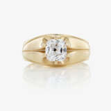 A ring with a cushion-cut diamond - фото 2