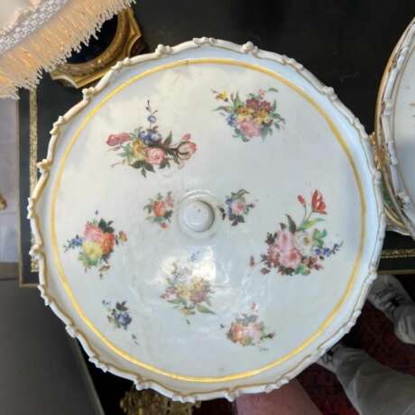 Late 19th Century Pair of Serving Platters in Paris Porcelain Porcelain Napoleon III Late 19th century - photo 3 Late 19th Century Pair of Serving Platters in Paris Porcelain Porcelain Napoleon III Late 19th century - photo 3