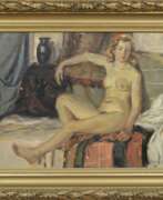 Catalogue des produits. La jeune fille et le vase bleu 