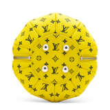 A LIMITED EDITION YELLOW MONOGRAM PUMPKIN BAG WITH SILVER HARDWARE BY YAYOI KUSAMA - Foto 4