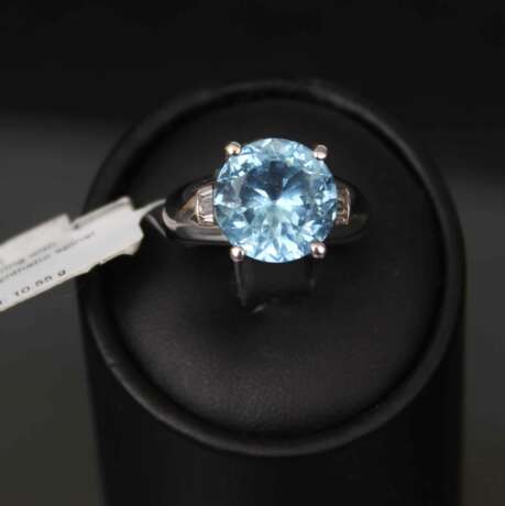 Bague en or avec diamants et spinelle synth&eacute;tique Or Other style 21th century - photo 5