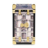 A PAINTED STANDING TRUNK WITH BRASS HARDWARE - фото 1