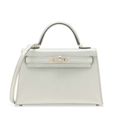 A LIMITED EDITION ARGENT CHAMKILIGHT CH&#200;VRE LEATHER MINI KELLY 20 II WITH PALLADIUM HARDWARE - Foto 1