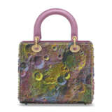A LIMITED EDITION DIOR LADY ART THE LUNAR LANDSCAPE BY WANG YUYANG - Foto 3