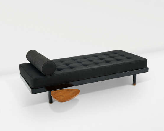 JEAN PROUV&#201; (1901-1984) ET CHARLOTTE PERRIAND (1903-1999) - photo 2