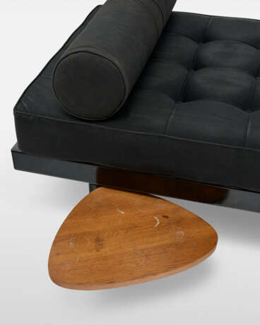 JEAN PROUV&#201; (1901-1984) ET CHARLOTTE PERRIAND (1903-1999) - photo 3