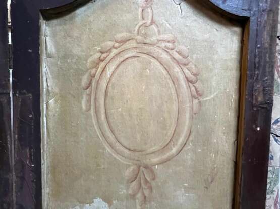 18th Century French Antique Paravent Screen with Three Leaves Bois laqué Louis XIV - Regency 18th century - photo 5 18th Century French Antique Paravent Screen with Three Leaves Bois laqué Louis XIV - Regency 18th century - photo 5