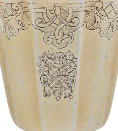 PETITE TIMBALE EN VERMEIL D'ÉPOQUE LOUIS XV - фото 2