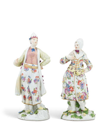 DEUX STATUETTES FORMANT PENDANT EN PORCELAINE DE MEISSEN DU XVIIIE SIÈCLE - photo 1 DEUX STATUETTES FORMANT PENDANT EN PORCELAINE DE MEISSEN DU XVIIIE SIÈCLE - photo 1
