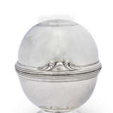 BOULE &#192; SAVON EN ARGENT D`&#201;POQUE LOUIS XV - фото 2