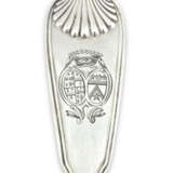 CUILLÈRE À OLIVES OU ÉCUMOIRE EN ARGENT D'ÉPOQUE LOUIS XVI - фото 2