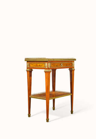 TABLE &#192; &#201;CRIRE D`&#201;POQUE LOUIS XVI - photo 2