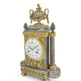 PENDULE DITE "&#192; LA ROMAINE" D`&#201;POQUE LOUIS XVI - фото 2