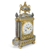 PENDULE DITE "&#192; LA ROMAINE" D`&#201;POQUE LOUIS XVI - фото 4