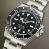 ROLEX, STAINLESS STEEL 'SUBMARINER', REF. 124060 - photo 2
