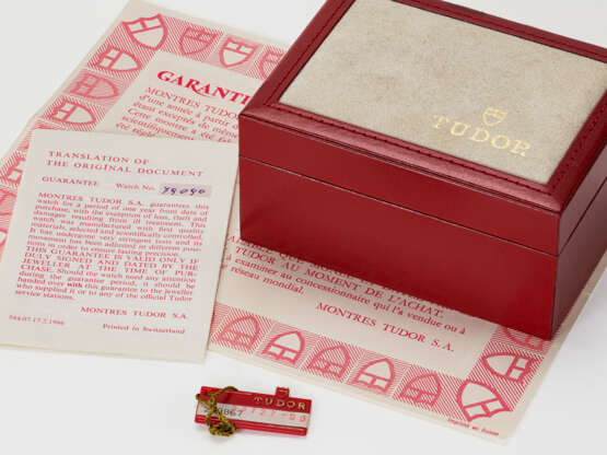 TUDOR, STAINLESS STEEL 'SUBMARINER', REF. 79090 - photo 6