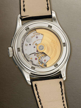 PATEK PHILIPPE, PLATINUM ANNUAL CALENDAR WRISTWATCH, REF. 5035P-016 - photo 3