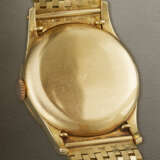 PATEK PHILIPPE, YELLOW GOLD WRISTWATCH WITH UNSIGNED CASE AND BRACELET - photo 3