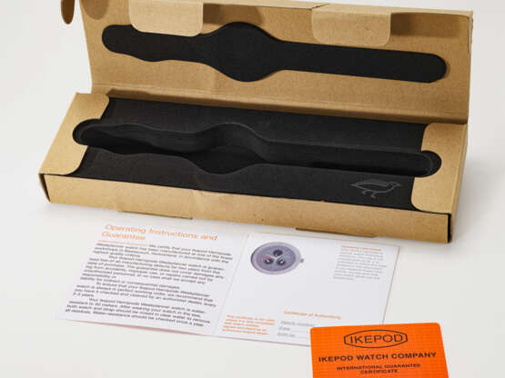 IKEPOD, LIMITED EDITION STAINLESS STEEL 'HEMIPODE WEEKPLANNER' - Foto 4