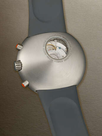 IKEPOD, LIMITED EDITION STAINLESS STEEL 'HEMIPODE CHRONOMETER BIG DATE' - Foto 3 IKEPOD, LIMITED EDITION STAINLESS STEEL 'HEMIPODE CHRONOMETER BIG DATE' - Foto 3