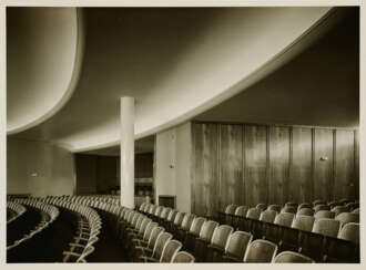 Hugo Schmölz. Untitled (Hörsaal)