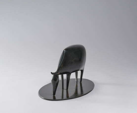 Ewald Mataré. Grasende Kuh II - photo 4